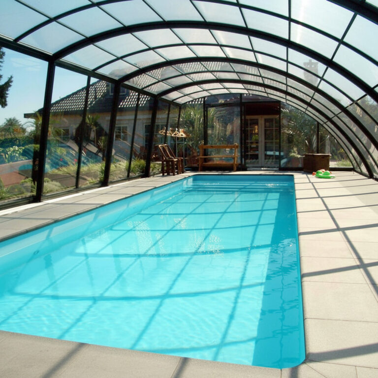 Poolüberdachung Ravena – hohe Poolüberdachung Alukov